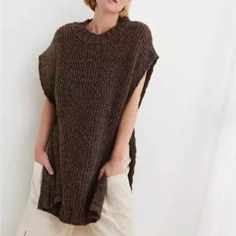 Aerie NWT Preppy Sweater Poncho Vest Oversized S/XS Brown